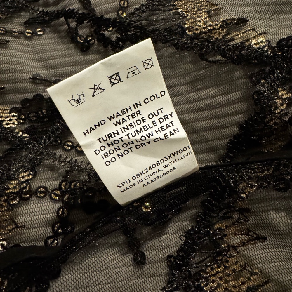 NWT BloomChic Sheer Black and Gold Sequined Duster - Picture 8 of 9